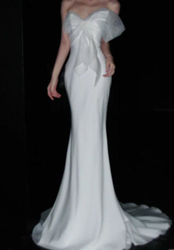Simple Strapless Mermaid Long Wedding Dresses Chiffon Backless White Bridal Gowns ED04717