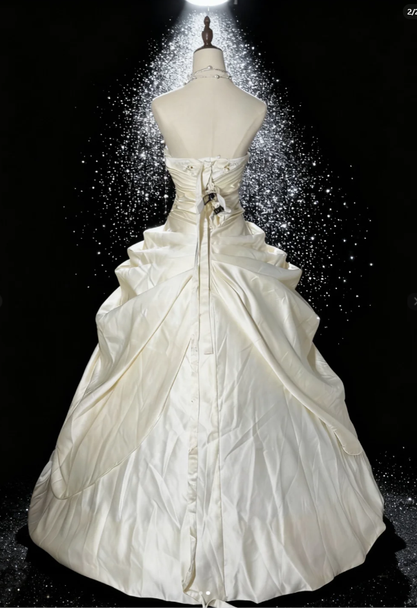 Elegant Sweetheart Neck Ball Gown Long Wedding Dresses Taffeta Sleeveless Bridal Gowns White Bridal Dresses ED04808