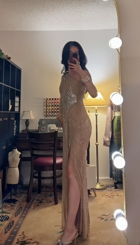 Wunderschönes dunkelolivgrünes herzförmiger Ausschnitt A-Linie Satin Tüll Kurzes Ballkleid Homecoming-Kleid ED02575
