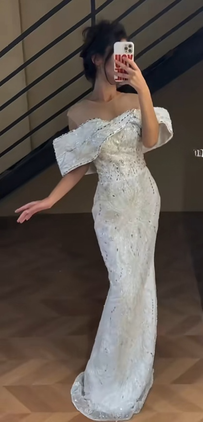 Elegant Off-the-shoulder Sheath White Long Prom Dresses Tulle Beaded White Wedding Guset Dresses ED04886