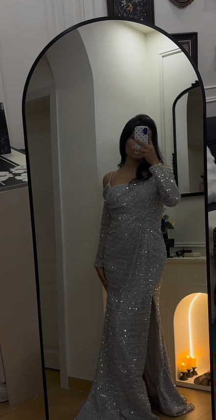 Elegant Off-the-shoulder Mermaid Long Prom Dresses Tulle Sequins Silver Formal Dresses Evening Gowns with Slits ED04897