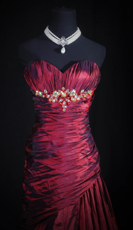 Vintage Sweetheart Neck A-Line Long Prom Dresses Taffeta Burgundy Formal Dresses Sleeveless Evening Gowns ED04899