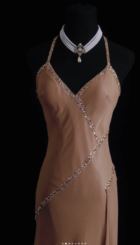 Elegant Spaghetti Strap Sheath Long Prom Dresses Beaded Satin Vintage Champagne Evening Gowns ED04901