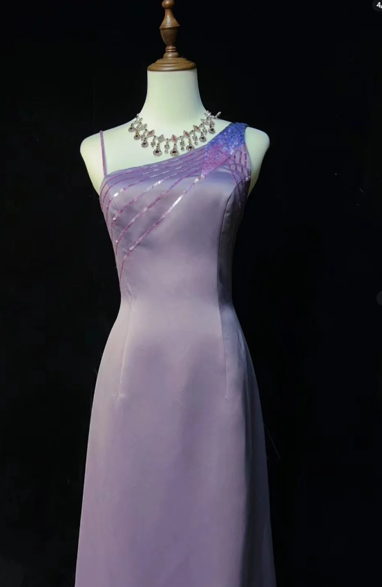 Wunderschönes dunkelolivgrünes herzförmiger Ausschnitt A-Linie Satin Tüll Kurzes Ballkleid Homecoming-Kleid ED02575