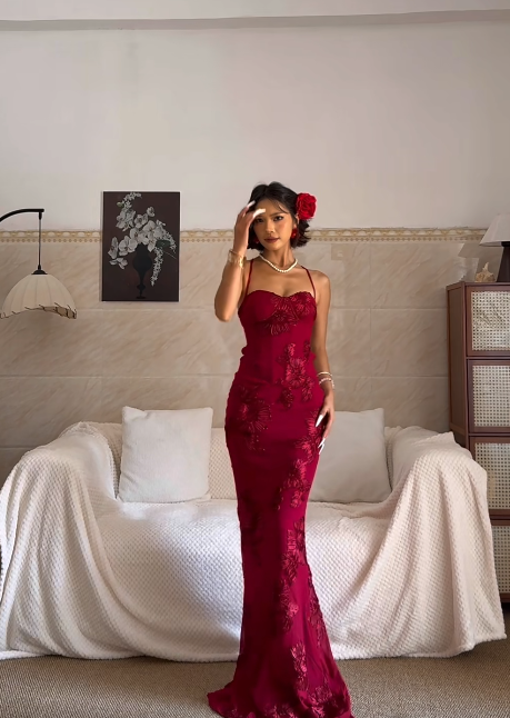 Sexy Spaghetti Strap Mermaid Burgundy Long Prom Dresses Chiffon Applique Burgundy Formal Dresses ED04935