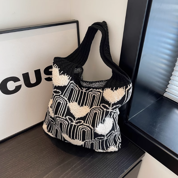 Versatile Heart Embroidery Knitted Shoulder Tote Bag ED0500