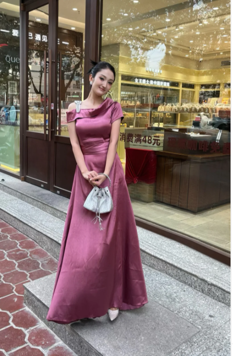 Elegant Red Sheath Satin Bridesmaid Dresses Red Formal Evening Dresses – EvaFashionDress