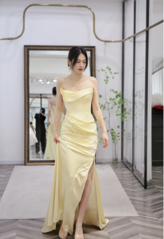 Wunderschönes dunkelolivgrünes herzförmiger Ausschnitt A-Linie Satin Tüll Kurzes Ballkleid Homecoming-Kleid ED02575