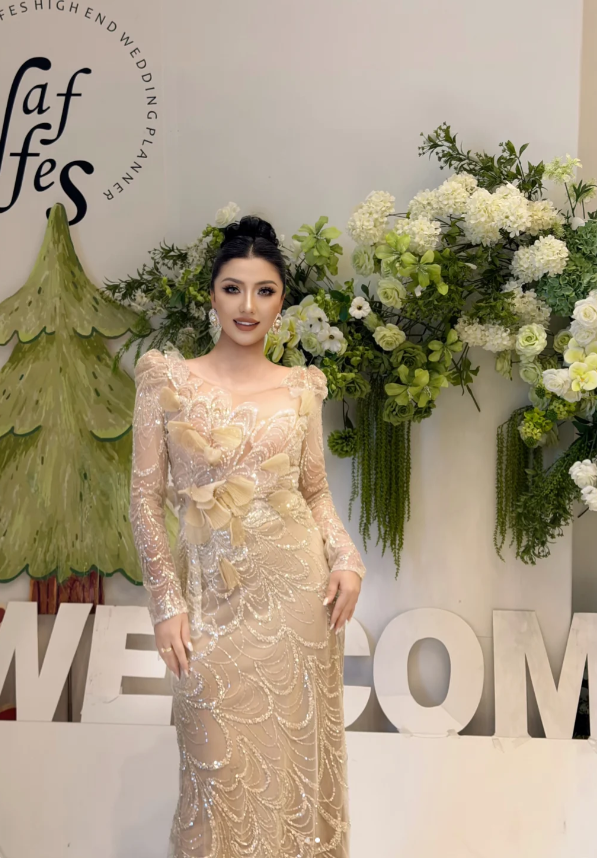 Elegant Sheath Long Prom Dresses Tulle Sequin Champagne Wedding Guest Dresses ED05015