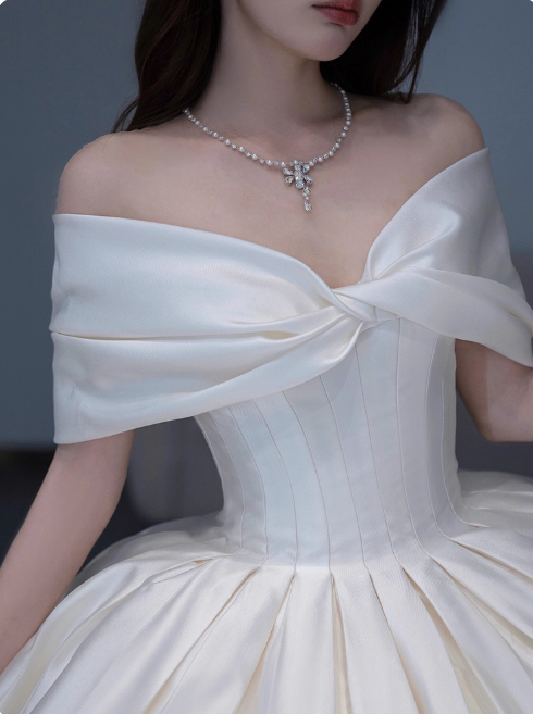 Simple Off-shoulder Ball Gown Satin Long Wedding Dresses White Bridal Gowns Short Sleeve Bridal Dresses ED05028