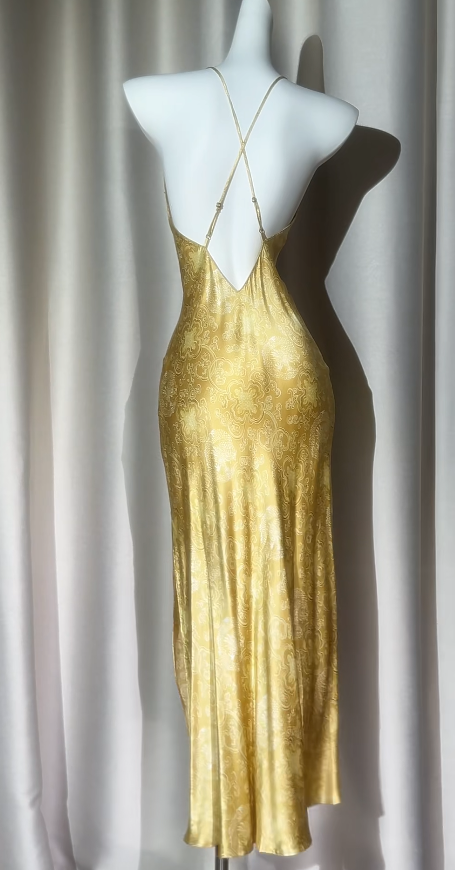 Vintage Spaghetti Strap Sheath Yellow Prom Dresses Silk Yellow Evening Dresses with Open Back ED05055