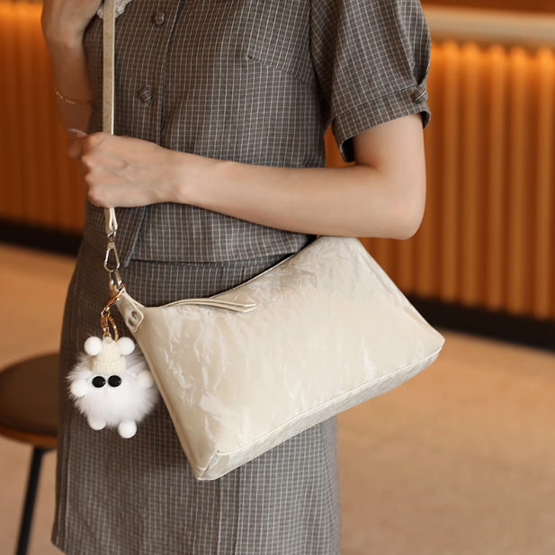 Casual versatile commuter shoulder messenger bag underarm bag ED0506