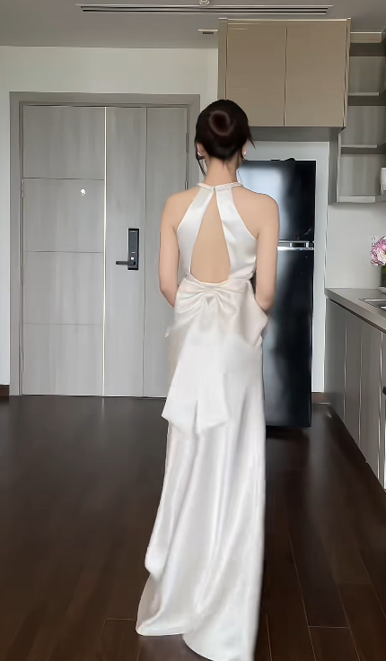 Chic Halter Sheath White Long Prom Dresses Satin White Wedding Guest Dresses ED05092