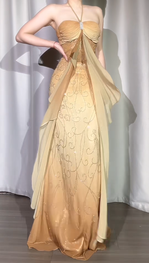 Glam Halter Sheath Gold Long Prom Dresses Glitter Chiffon  Beaded Gold Evening Dresses ED05175
