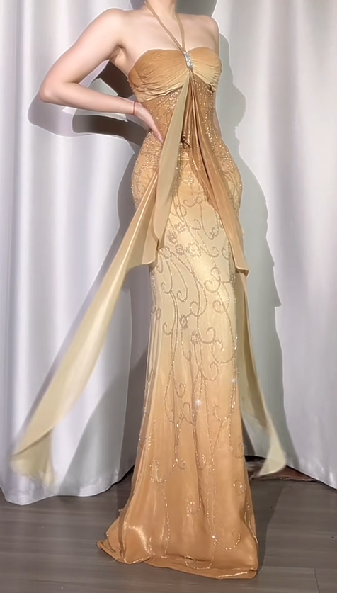 Glam Halter Sheath Gold Long Prom Dresses Glitter Chiffon  Beaded Gold Evening Dresses ED05175