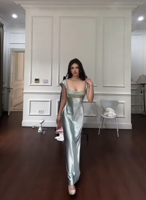 Elegant Straps Sheath Soft Green Long Prom Dresses Satin Soft Green Birthday Dresses ED05184