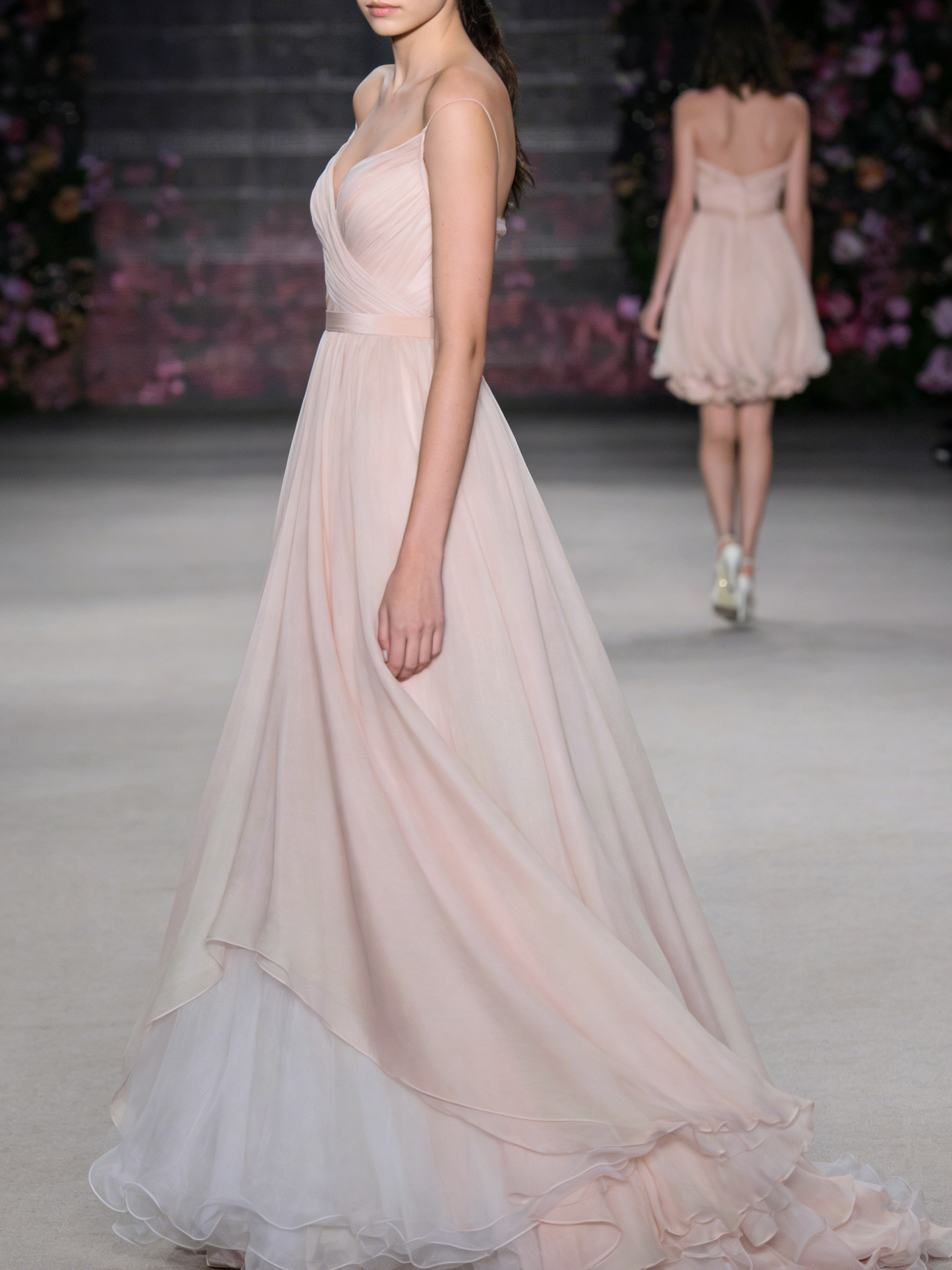 Chic Sheath Long Prom Dresses Spaghetti Straps Chiffon Sleevelesss Formal Dresses ED05287