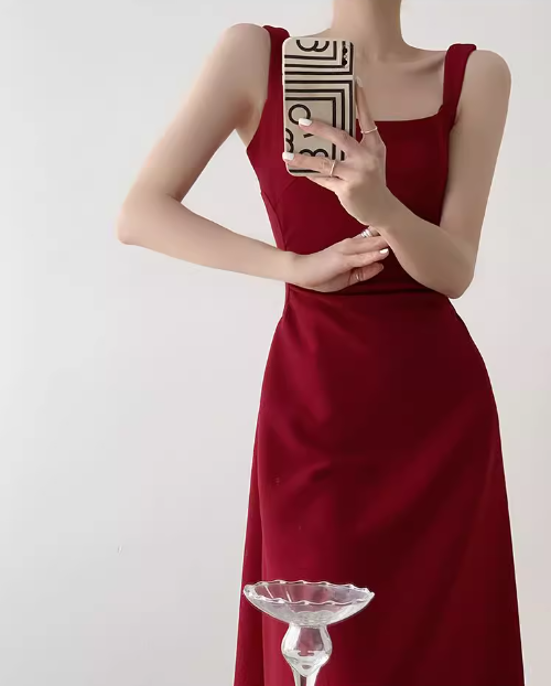 Rotes A-Linien-Strapskleid im französischen Hepburn-Stil ED0528