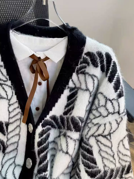 Retro soft V-neck mid-length cardigan sweater ED0534