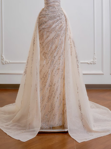 Gorgeous Sheath Long Wedding Dresses Tulle Beaded Champagne Bridal Gowns Sleeveless Strapless Bridal Dresses ED05356