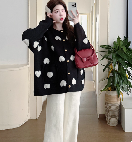 Cute Heart Jacquard Women's Knitted Long Sleeve Cardigan ED0536