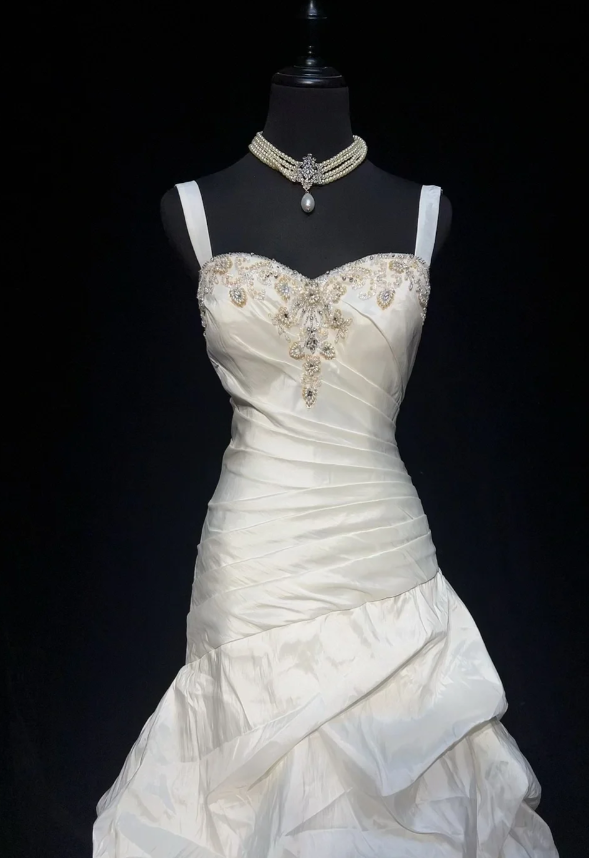 Vintage Sheath Long Wedding Dresses Spaghetti Straps Satin White Bridal Gowns Sleeveless Bridal Dresses ED05433