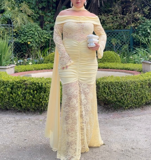 Glam Sheath Yellow Wedding Guest dresses Off-shoulder Chiffon Lace Long Evening Dresses Yellow Formal Dresses ED05436