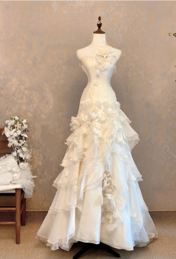 Glam A-Line White Long Prom Dresses Strapless Tulle Evening Dresses Sleeveless White Formal Dresses ED05443