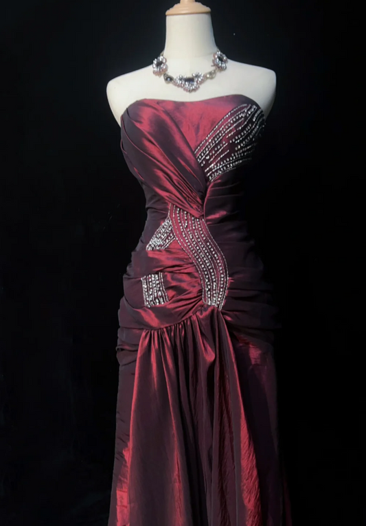 Chic Strapless Sheath Long Prom Dresses Satin Burgundy Evening Dresses ED05455