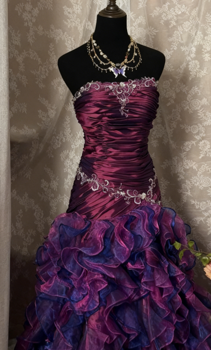 Vintage Sheath Grape Long Prom Dresses Tiered Tulle Strapless Quinceanera Dresses Sweet 16 Dresses ED05490