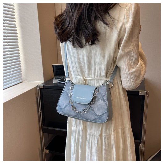 Versatile chain saddle bag ED0555