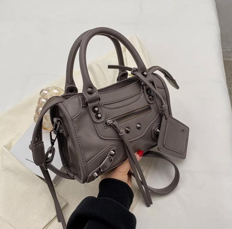 Sac bandoulière à rivets sous les bras Millennial Spice Girl sac moto ED0562