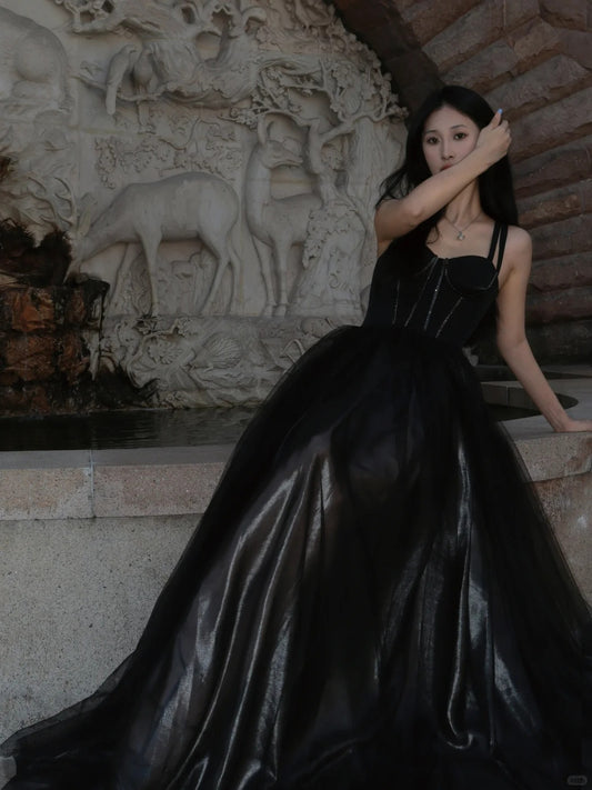 Simple Spaghetti Straps A-Line Long Prom Dresses Tulle Black Evening Gowns Sleeveless Party Dresses ED05673