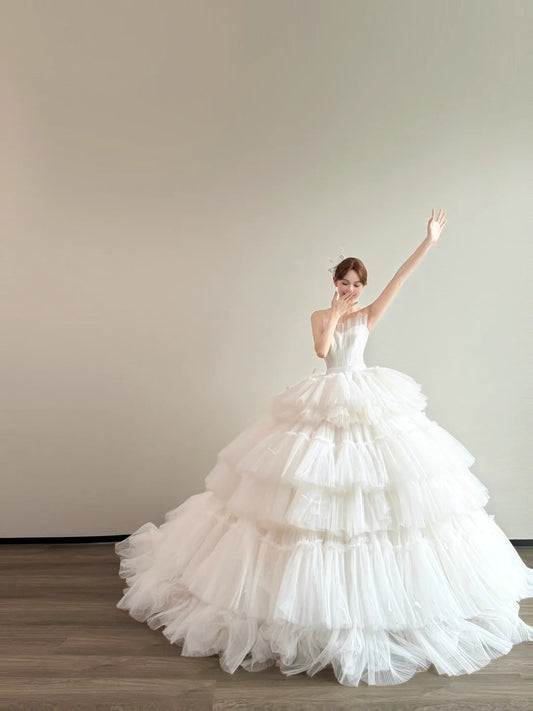 Timeless Strapless A-Line Long Wedding Dresses Tulle White Bridal Gowns Sleeveless Bridal Dresses ED05685