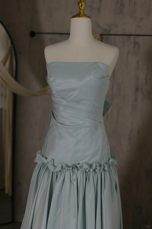 Wunderschönes dunkelolivgrünes herzförmiger Ausschnitt A-Linie Satin Tüll Kurzes Ballkleid Homecoming-Kleid ED02575