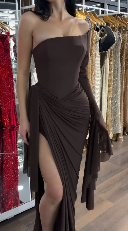 Chic Brown Sheath Long Prom Dresses One-shoulder Evening Dresses with Slits Chiffon Sleeveless Formal Dresses ED05724