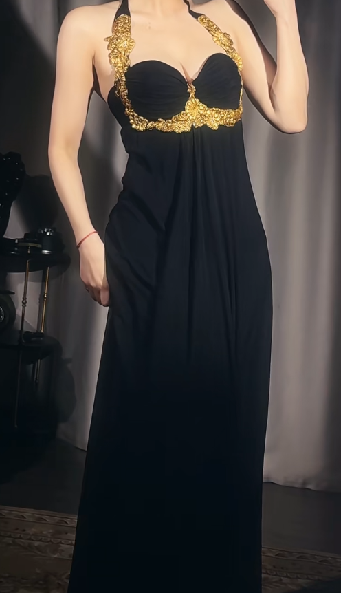 Retro Black Sheath Long Prom Dresses Chiffon Halter Evening Gowns Sleeveless Formal Dresses ED05784
