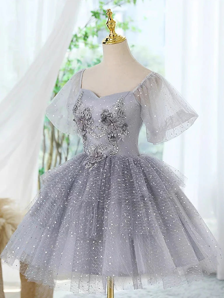 Robe de bal courte grise en tulle et dentelle, coupe trapèze, jolie robe de soirée grise ED0582