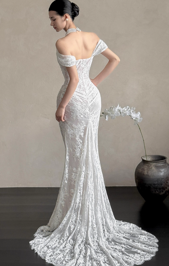Timeless Mermaid Long Wedding Dresses Off-shoulder White Bridal Gowns Lace Cups Sleeves Bridal Dresses ED05855