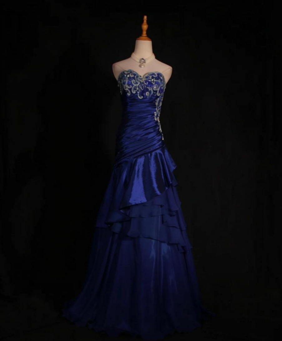 Wunderschönes dunkelolivgrünes herzförmiger Ausschnitt A-Linie Satin Tüll Kurzes Ballkleid Homecoming-Kleid ED02575