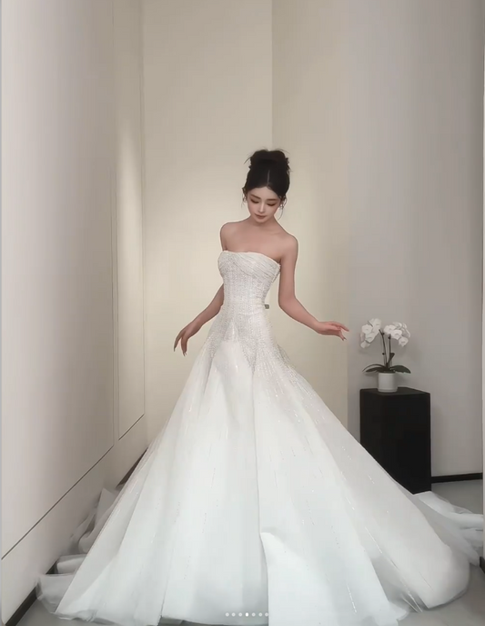 Luxury Strapless A-Line Long Wedding Dresses Beaded Tulle White Bridal Dresses Sleeveless Bridal Gowns ED05896
