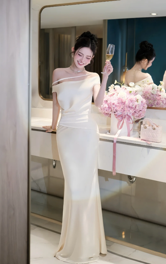 Simple Off-shoulder Sheath White Bridesmaid Dresses Satin Sleeveless Long Evening Dresses ED05905