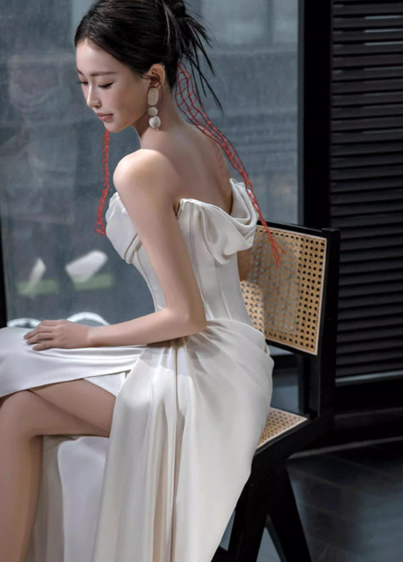 Simple White Sheath Long Prom Dresses Satin Strapless Evening Dresses with Slit ED05945