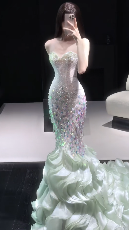 Chic Mint Green Long Prom Dresses Strapless Mermaid Evening Dresses Sequins Tulle Sleeveless Birthday Dresses ED06117