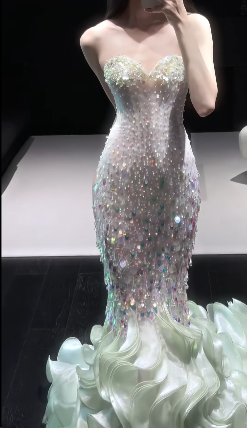 Chic Mint Green Long Prom Dresses Strapless Mermaid Evening Dresses Sequins Tulle Sleeveless Birthday Dresses ED06117