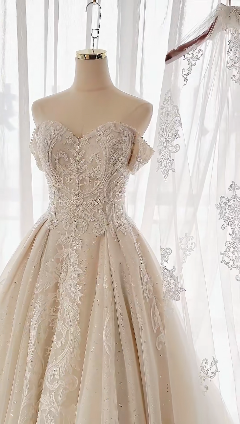 Timeless A-Line Long Wedding Dresses Tulle Beaded White Bridal Gowns Off-shoulder Bridal Dresses ED06144