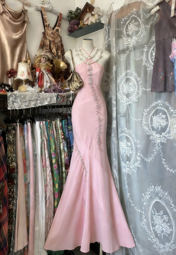 Chic Pink Long Prom Dresses Satin Halter Sheath Evening Dresses Sleeveless Birthday Dresses ED06212