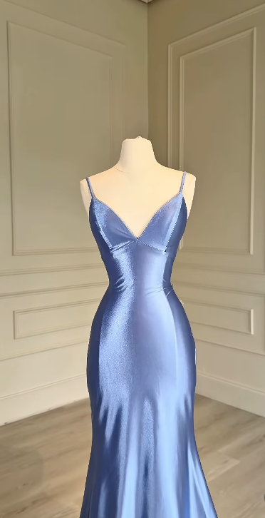 Elegant Blue Long Prom Dresses Satin V-neck Mermaid Evening Gowns Sleeveless Party Dresses ED06247
