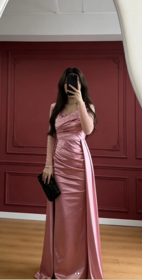 Glam Sheath Pink Long Prom Dresses Satin V-neck Evening Dresses Sleeveless Birthday Dresses ED06279