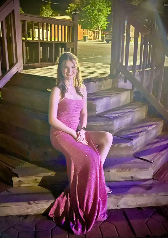 Glam Sheath Peach Long Prom Dresses Glitter Fabric Spaghetti Straps Evening Dresses with Slit ED06281